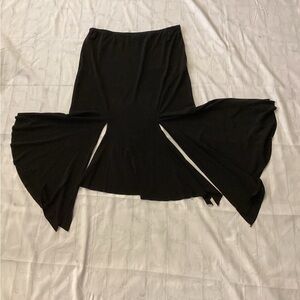 VINTAGE Topia Black Midi Skirt with Flared Desi
